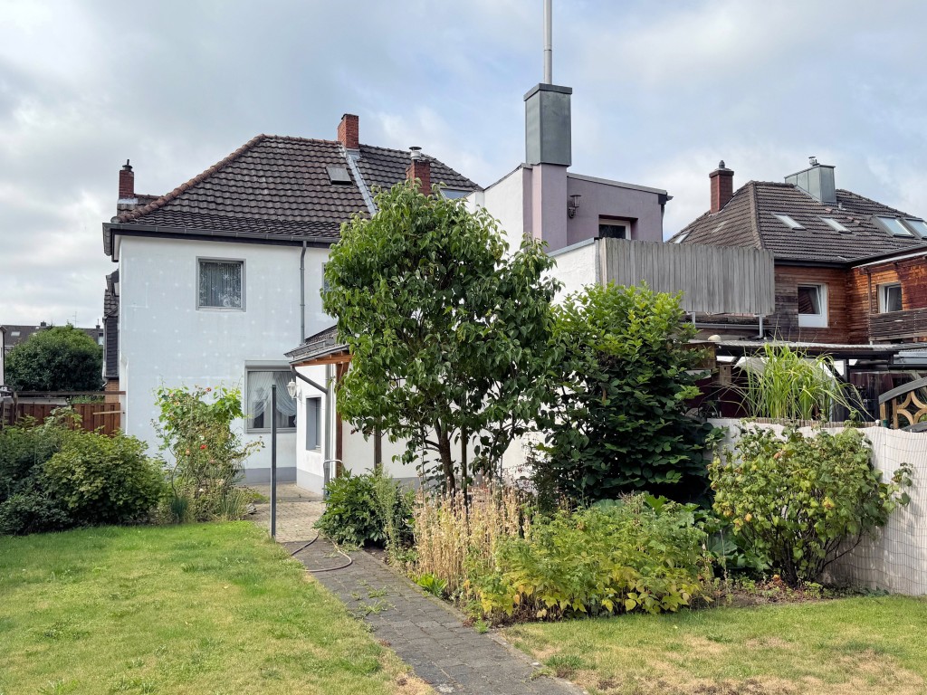 Stadtnahe DHH im Dreikönigenviertel