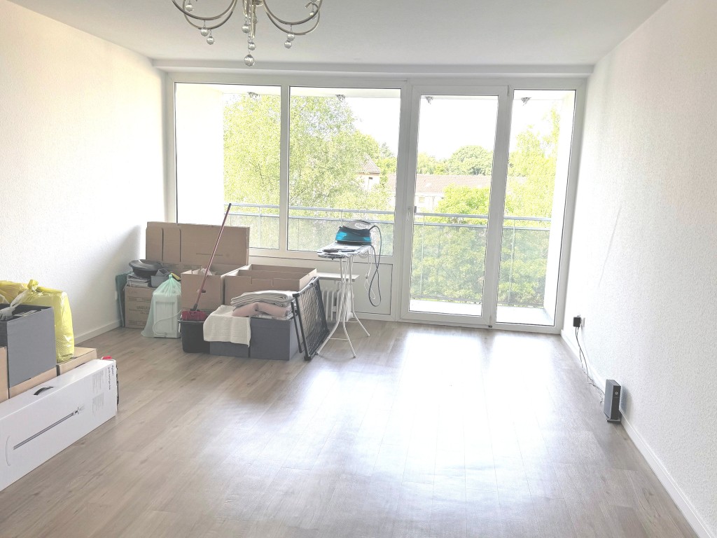 Moderne 3-Zi.-Whg. mit 2 Balkonen