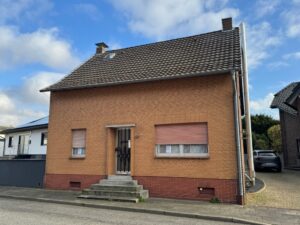Straßenansicht