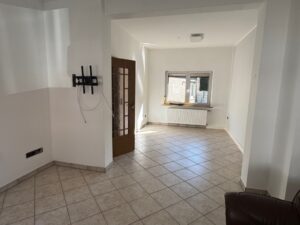 Esszimmer/Fernsehzimmer (2)