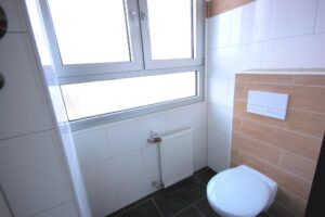 Damen-WC neu