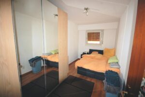 Schlafzimmer (1)