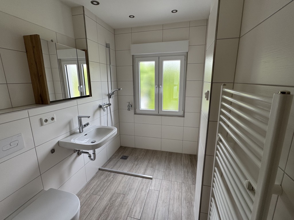 modernes Duschbad