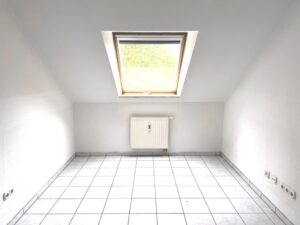 Arbeits-/Kinderzimmer (1)