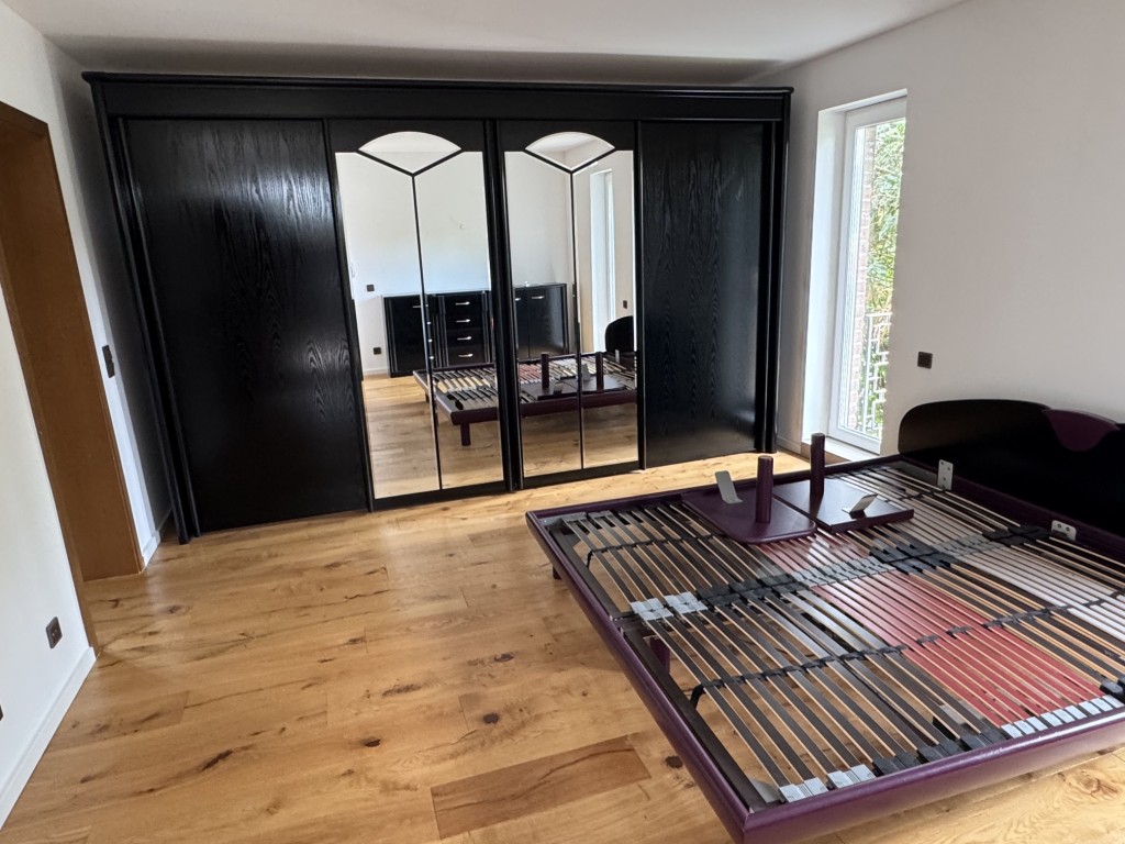 Schlafzimmer (1)