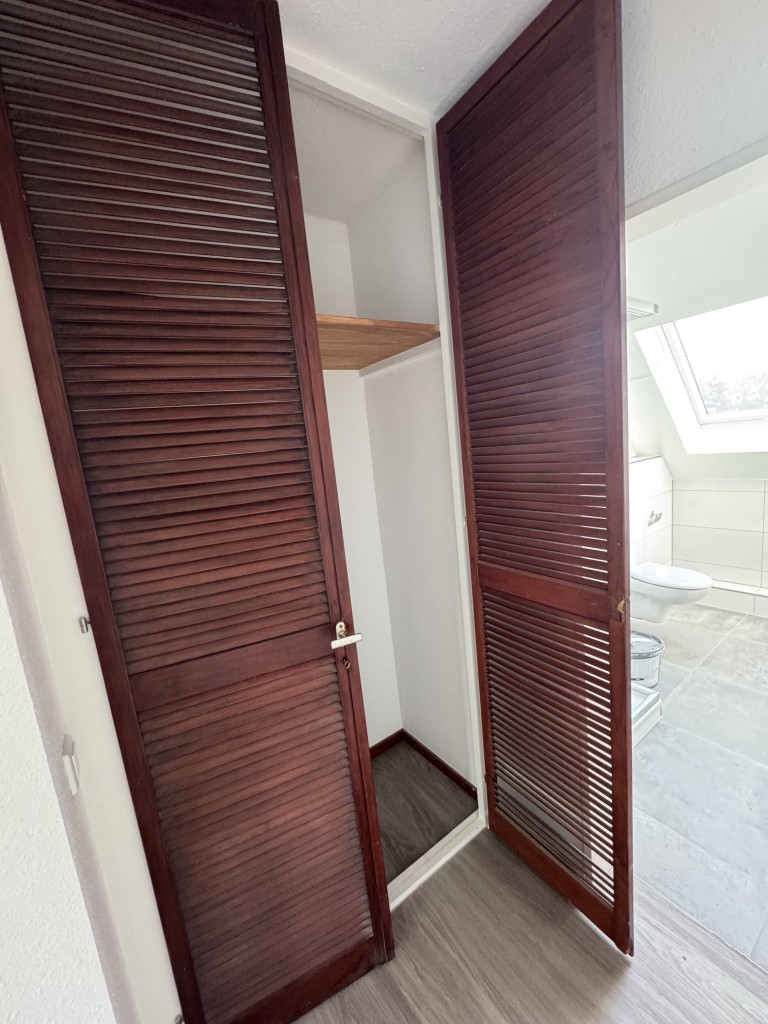 Einbauschrank