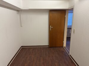 Büroraum 2 (1)