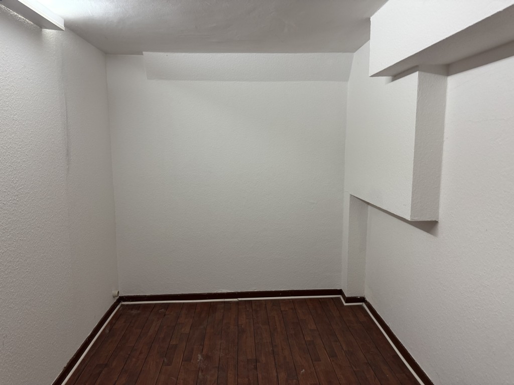 Büroraum 1 (2)